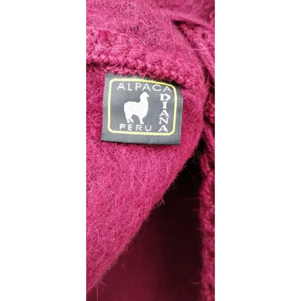 Alpaca Peru Diana Poncho Cloak Cape Crochet Fringe Brushed Rustic Burgundy O/S